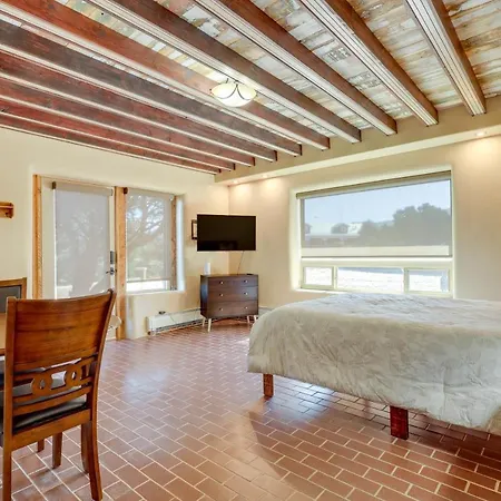 Holiday home Scenic Vacation W/ Views + Hot Tub