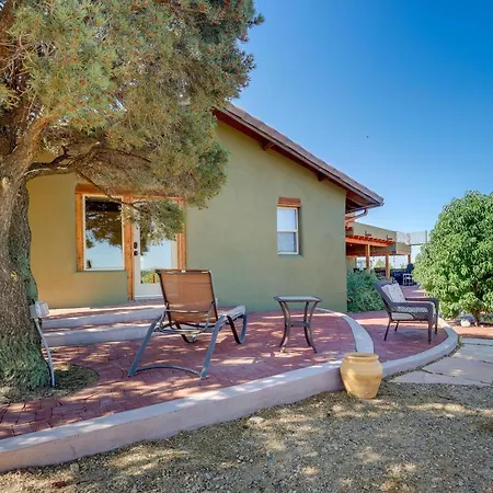 Holiday home Scenic Vacation W/ Views + Hot Tub *